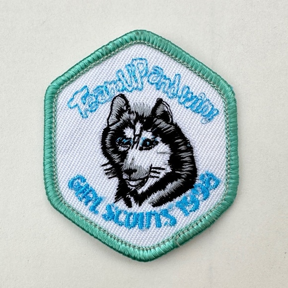 Team Up and Win 1998 Girl Scouts Embroidered Patch - Picture 7 of 9